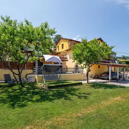 Ema-1 By Interhome Apartman *