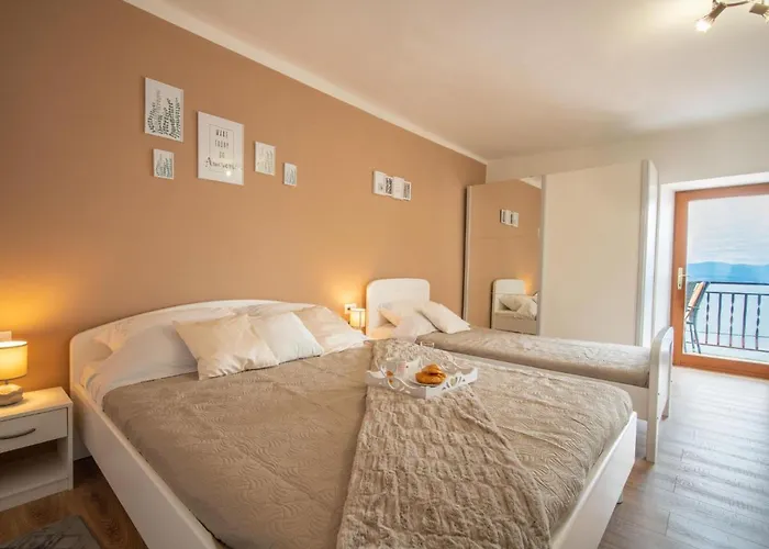 Apartment Ema-1 By Interhome