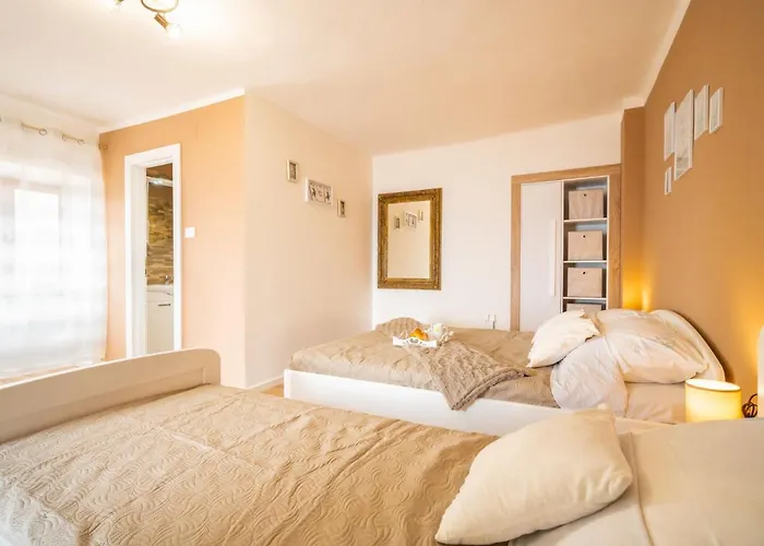 Apartment Ema-1 By Interhome Lovran