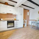 아파트 Ema-1 By Interhome *