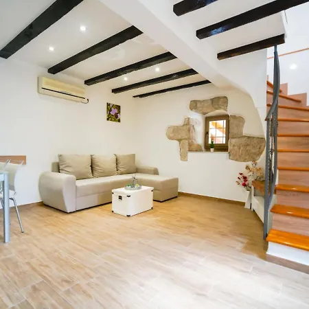 Ema-1 By Interhome Apartment